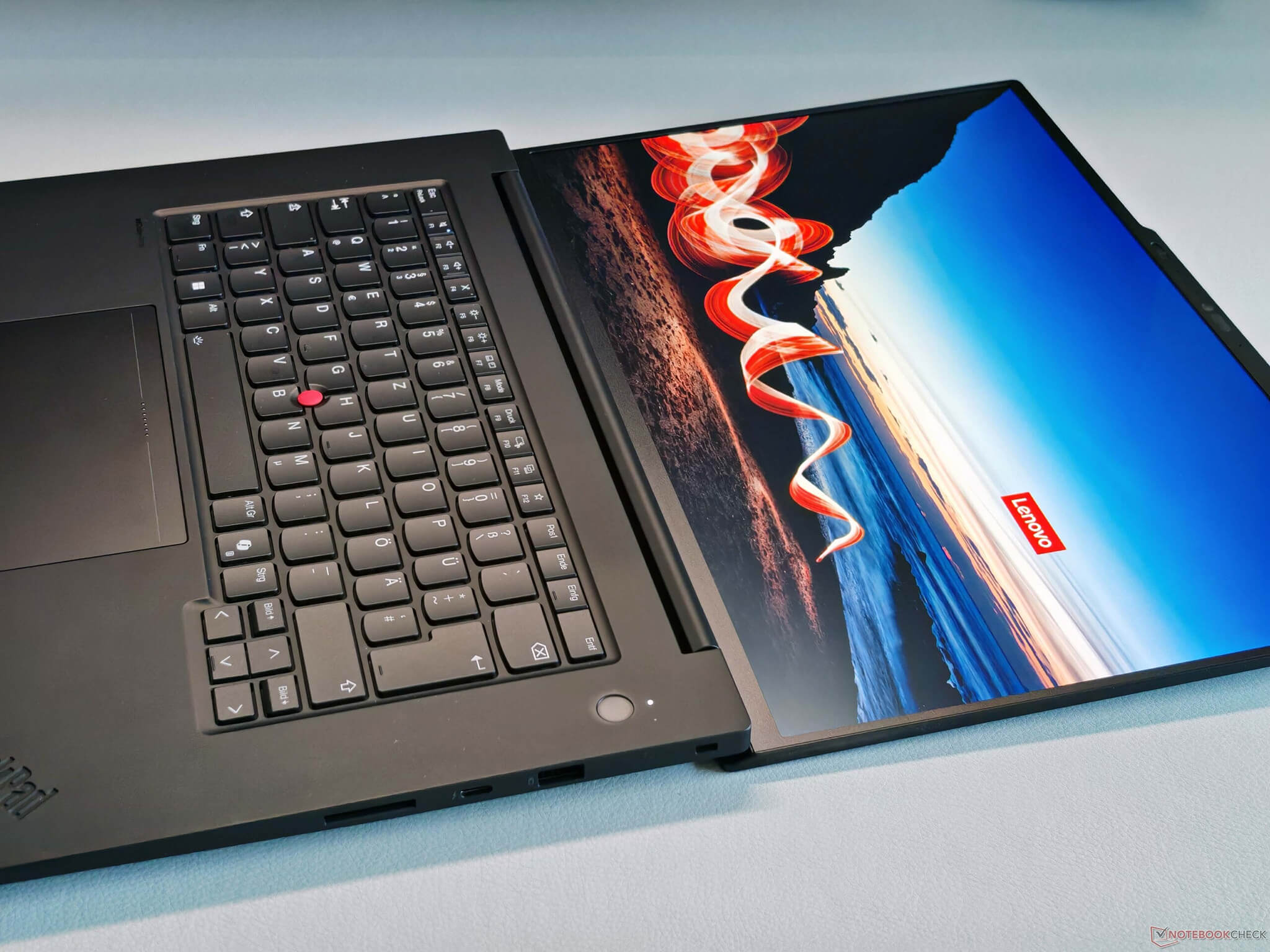 Lenovo Thinkpad T1G Gen 8 2026 Features 02 Lenovo Thinkpad T1G Gen 8 (2026)